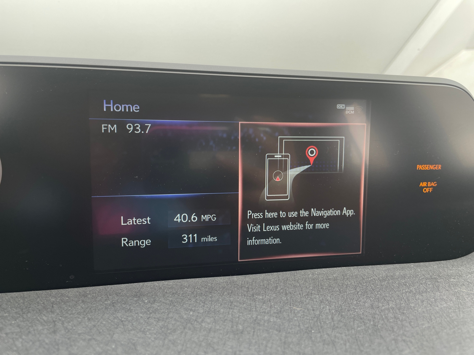 Thumbnail: 2022 Lexus UX - 3