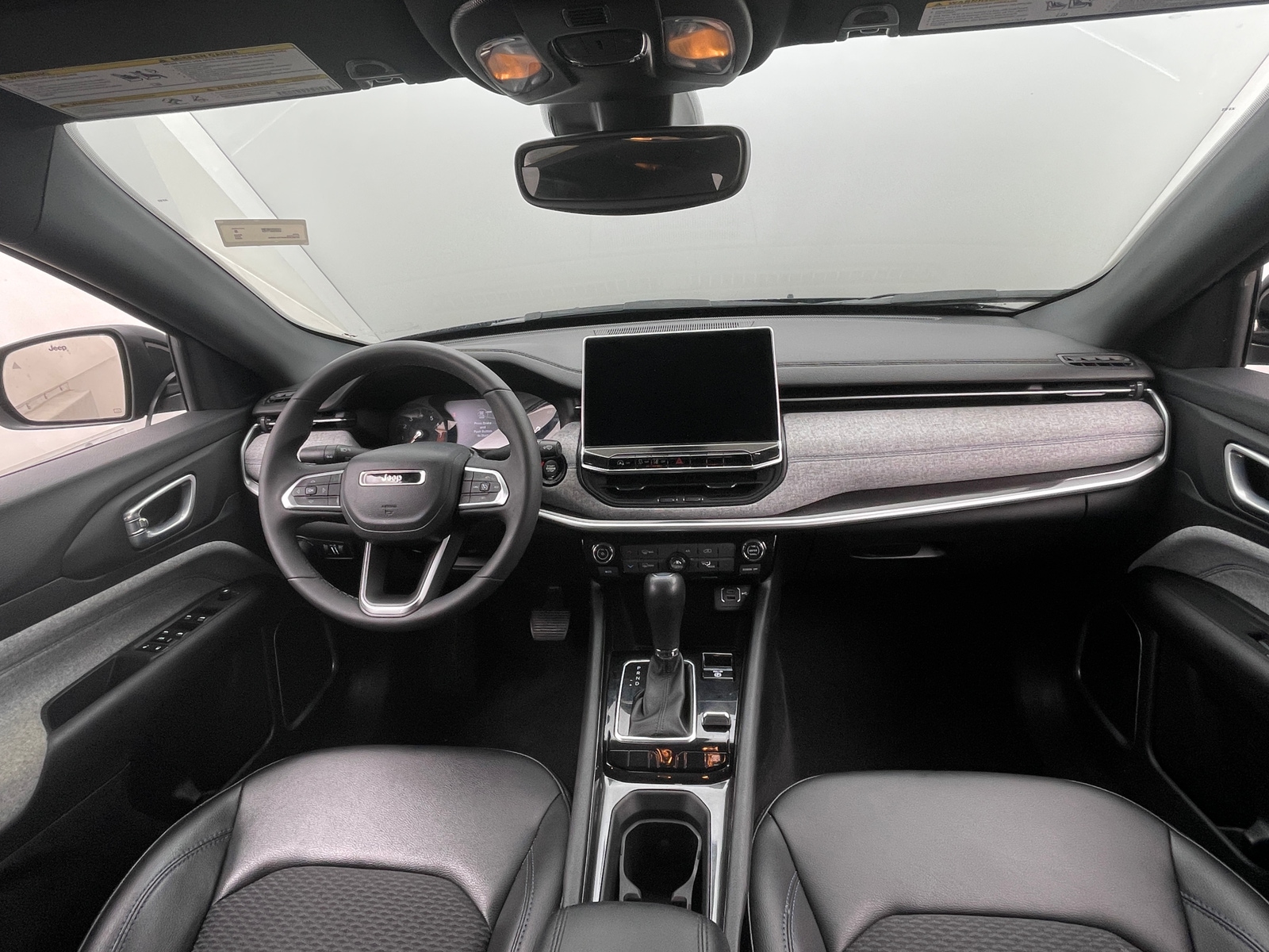 Thumbnail: 2023 Jeep Compass - 3