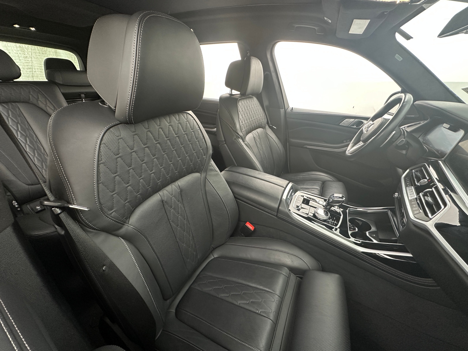 Thumbnail: 2022 BMW X7 - 2