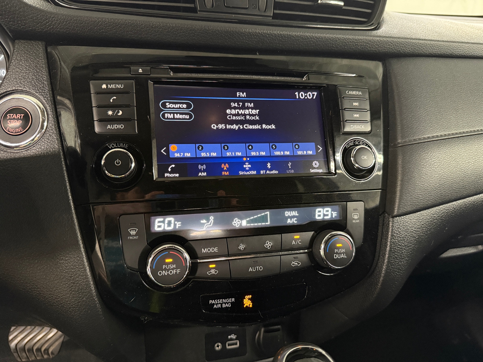 Thumbnail: 2019 Nissan Rogue - 4