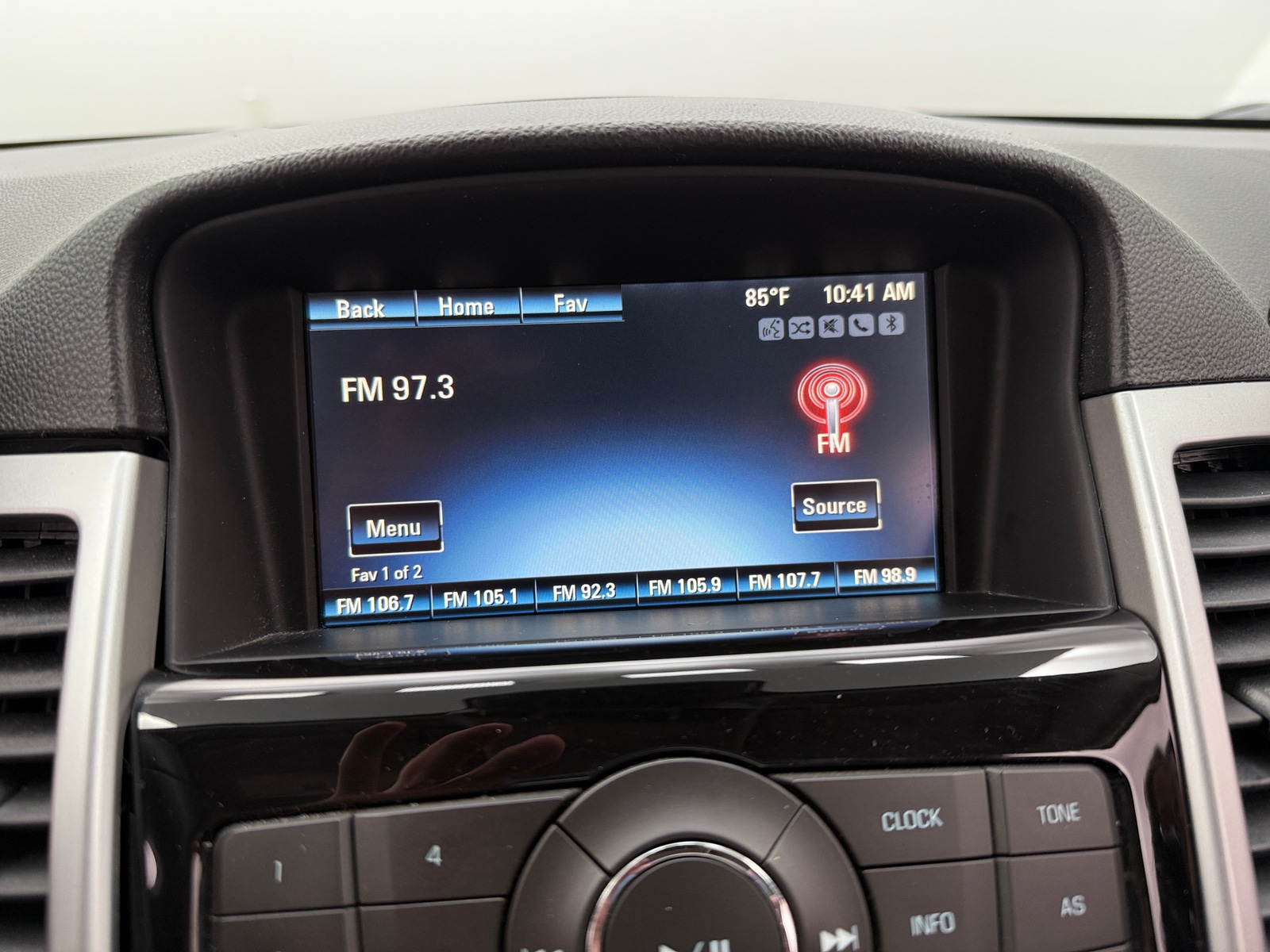 Thumbnail: 2015 Chevrolet Cruze - 3