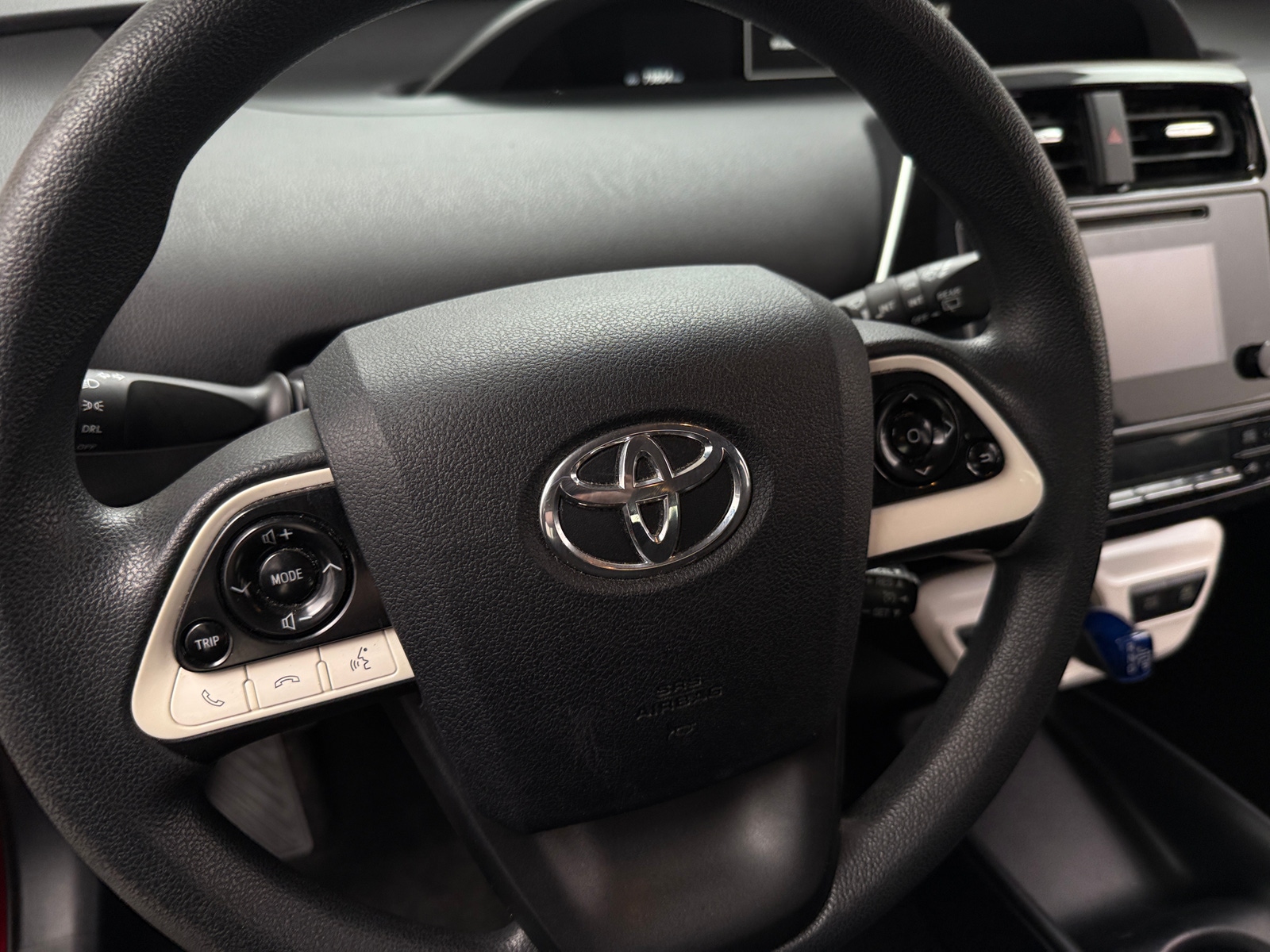 Thumbnail: 2016 Toyota Prius - 5