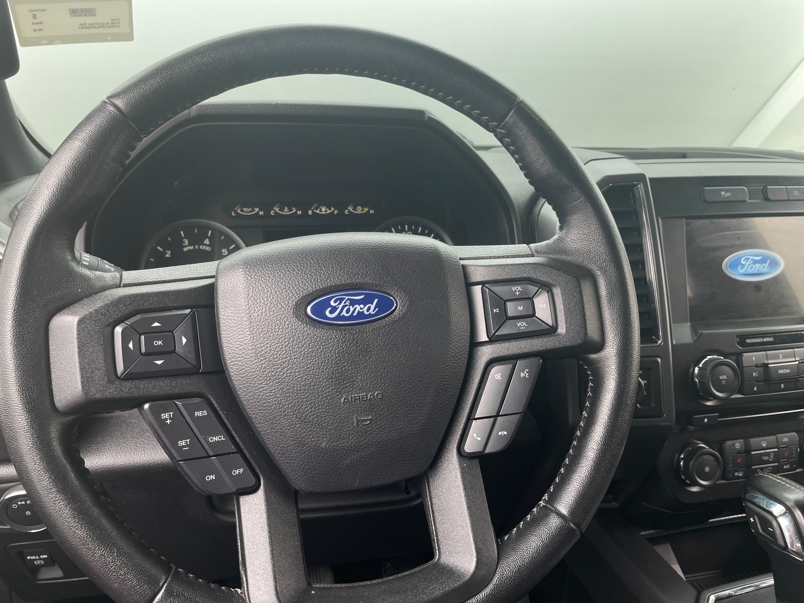 Thumbnail: 2018 Ford Econoline - 5