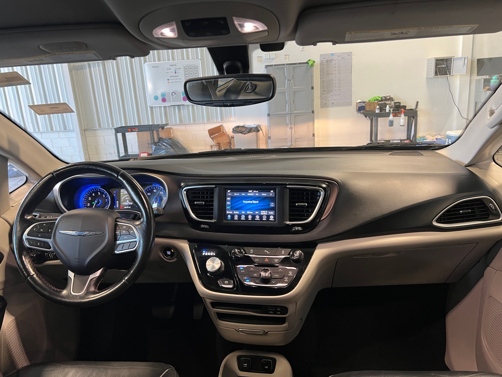 Thumbnail: 2019 Chrysler Pacifica - 2
