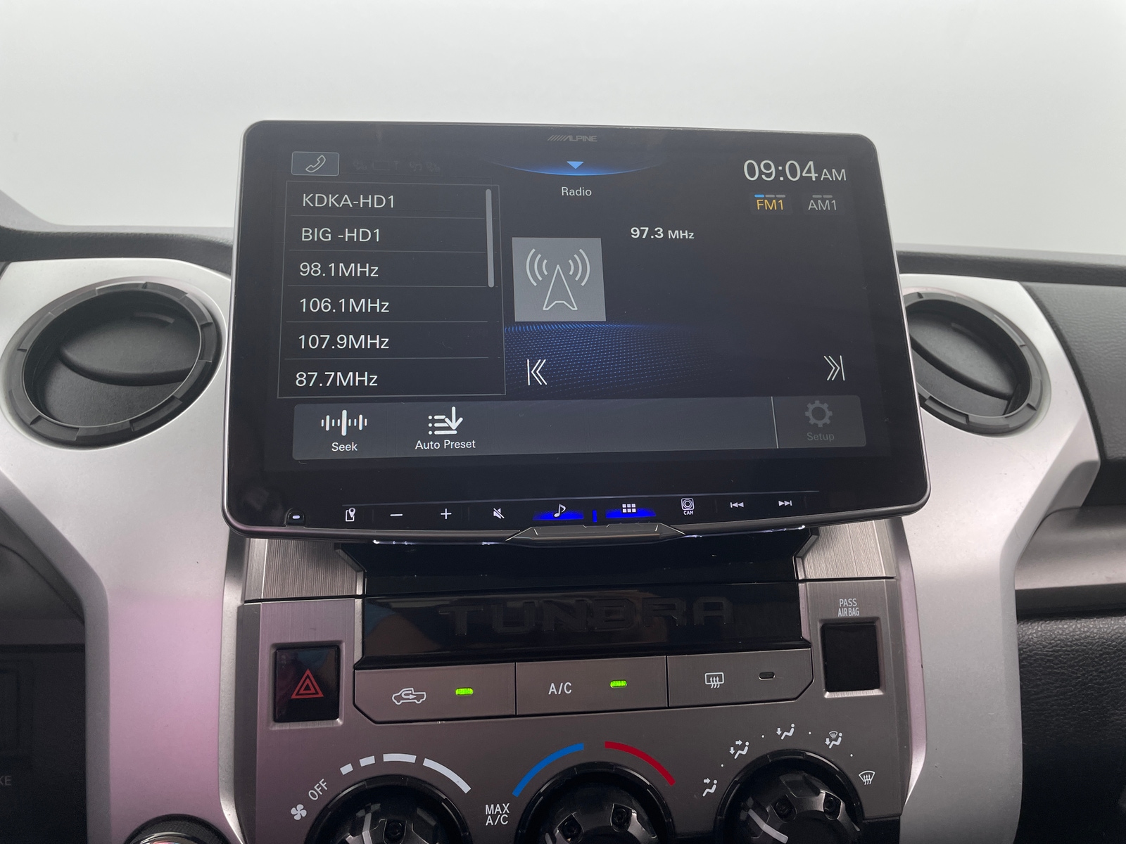 Thumbnail: 2018 Toyota Tundra - 4