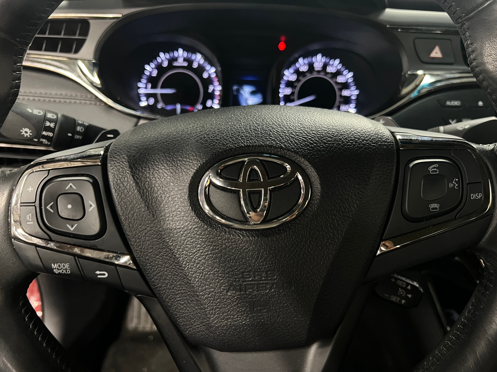 Thumbnail: 2014 Toyota Avalon - 4