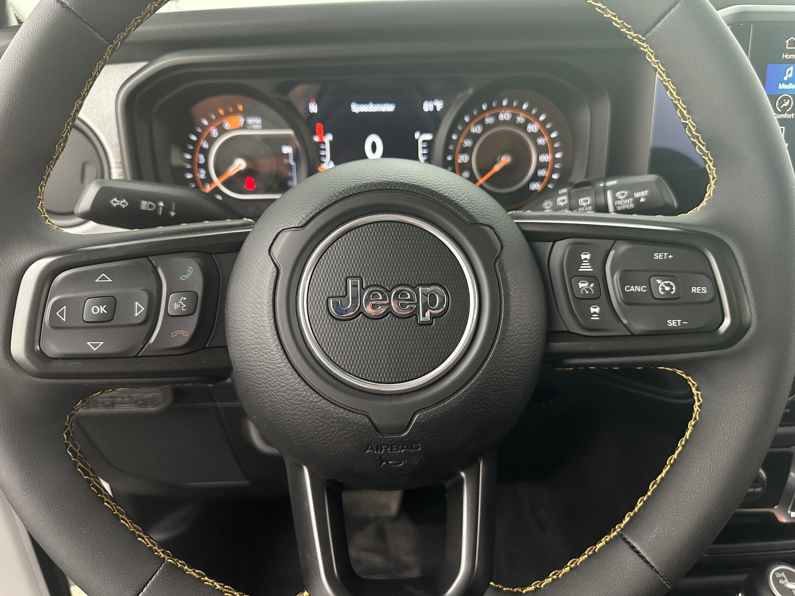Thumbnail: 2024 Jeep Wrangler - 5