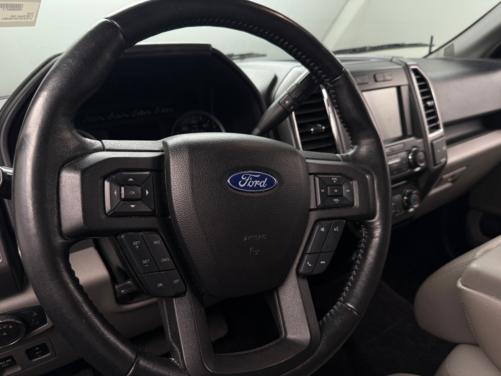 Thumbnail: 2017 Ford Econoline - 5
