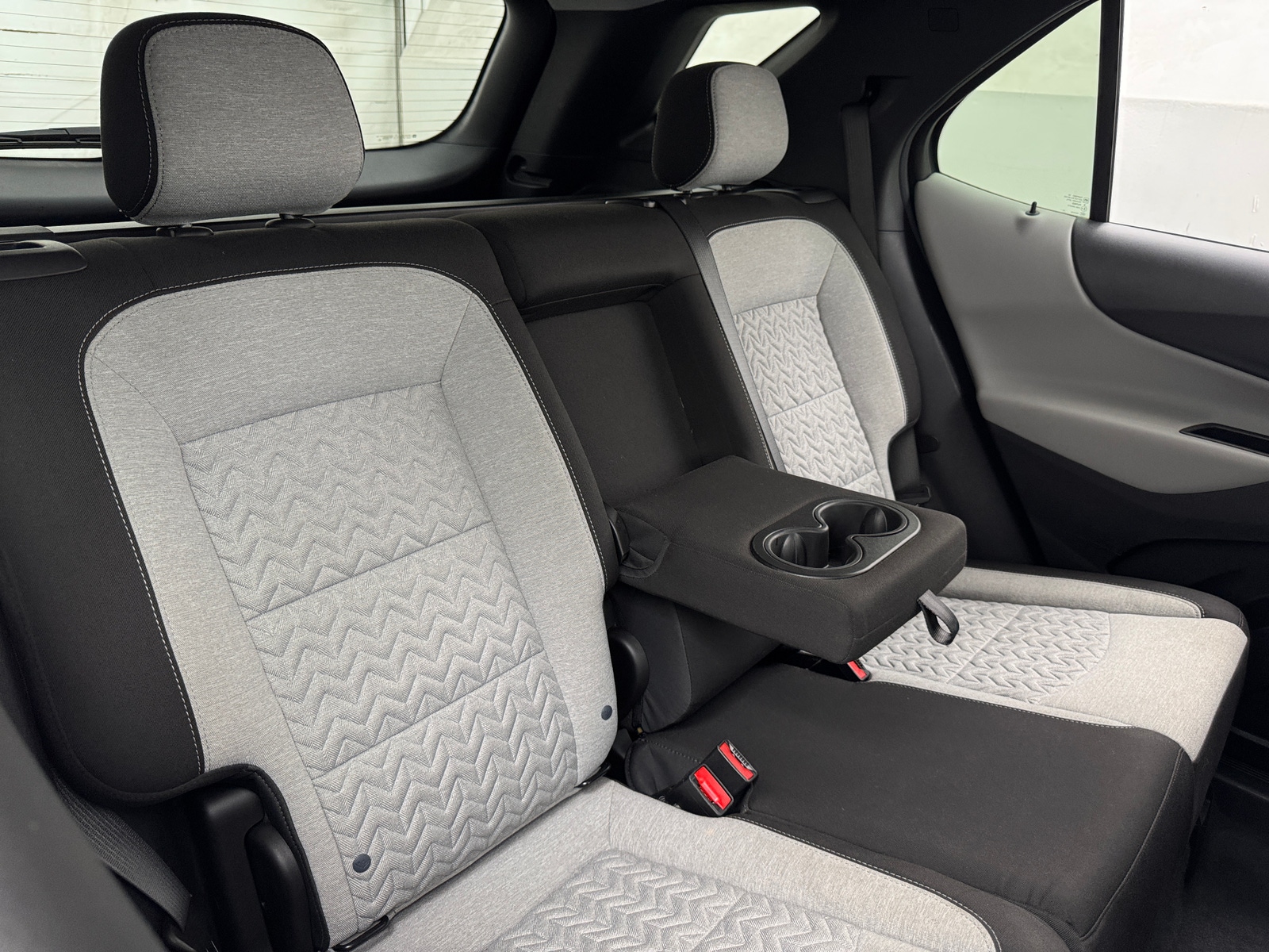 Thumbnail: 2023 Chevrolet Equinox - 6