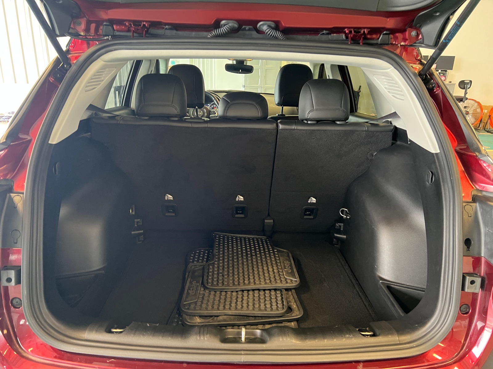 Thumbnail: 2021 Jeep Compass - 7