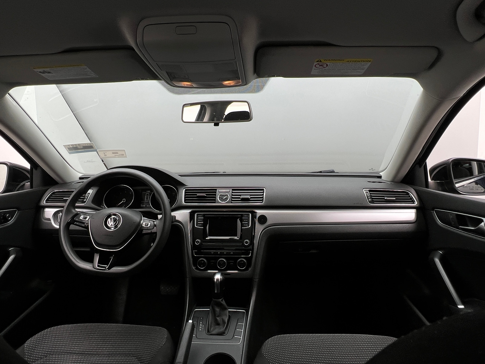 Thumbnail: 2017 Volkswagen Passat - 3