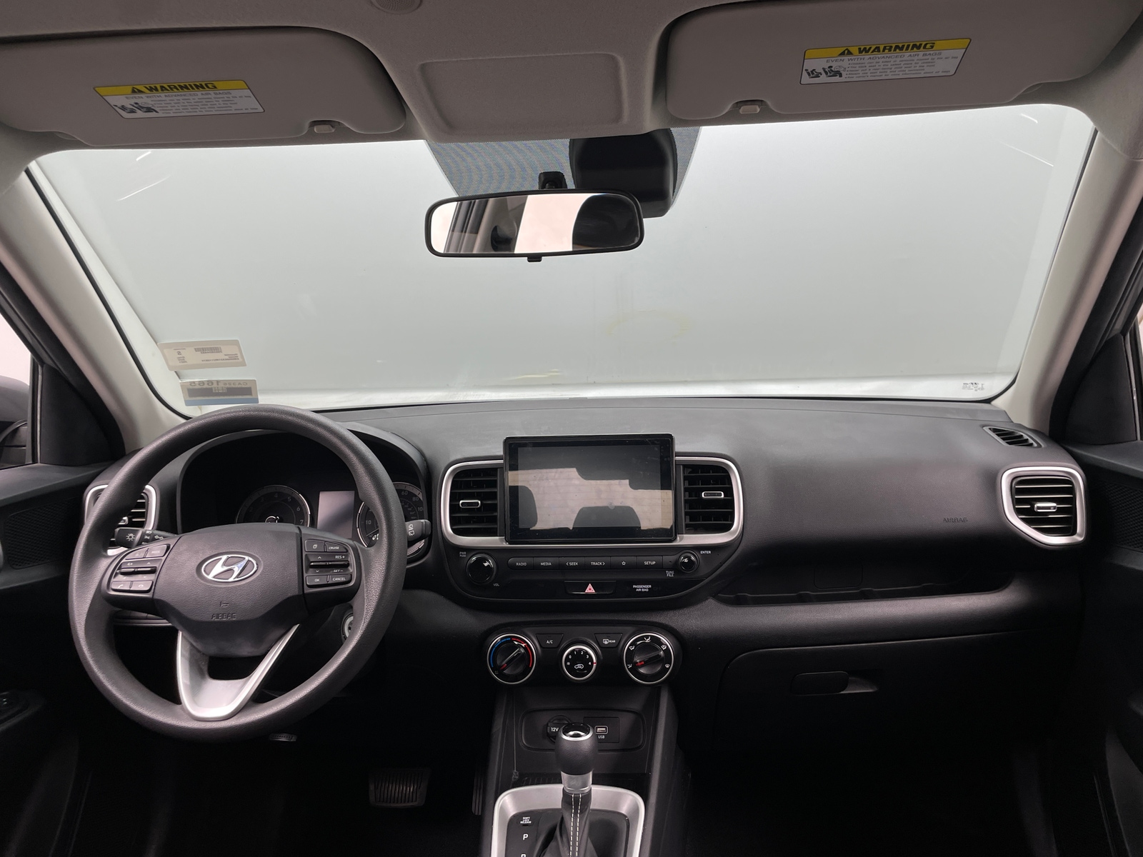 Thumbnail: 2021 Hyundai Venue - 3