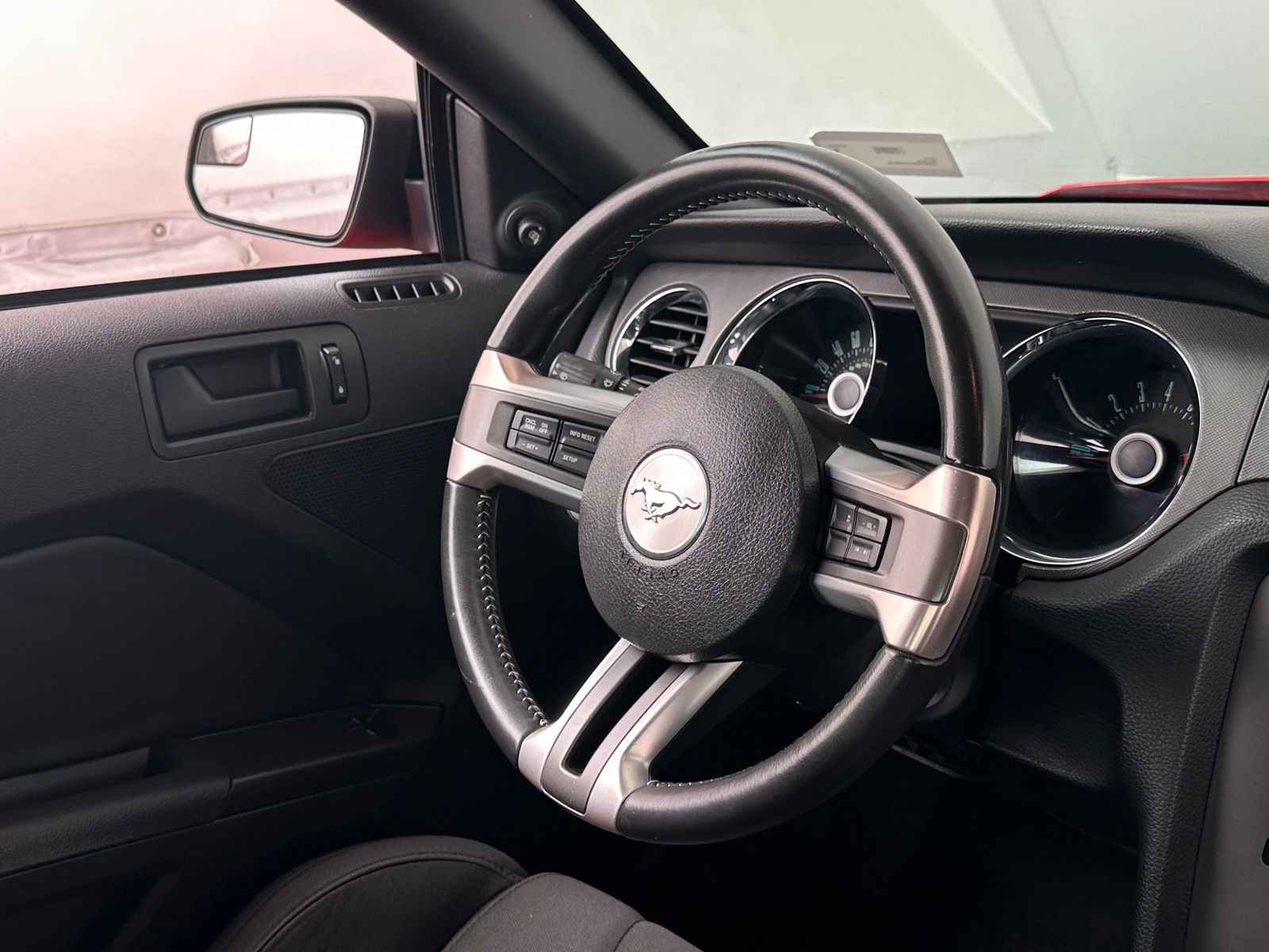 Thumbnail: 2013 Ford Mustang - 4