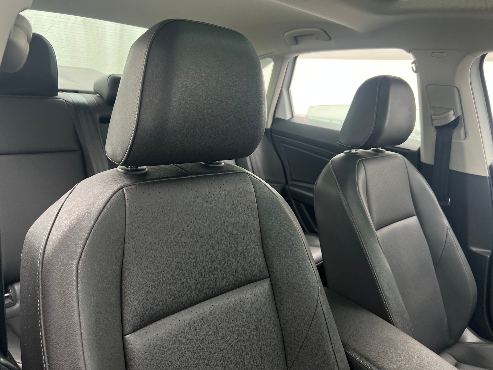 Thumbnail: 2019 Volkswagen Jetta - 2