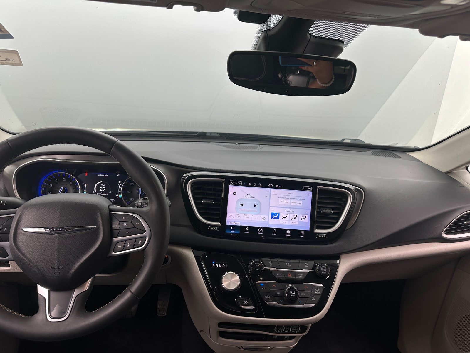 Thumbnail: 2022 Chrysler Pacifica - 2