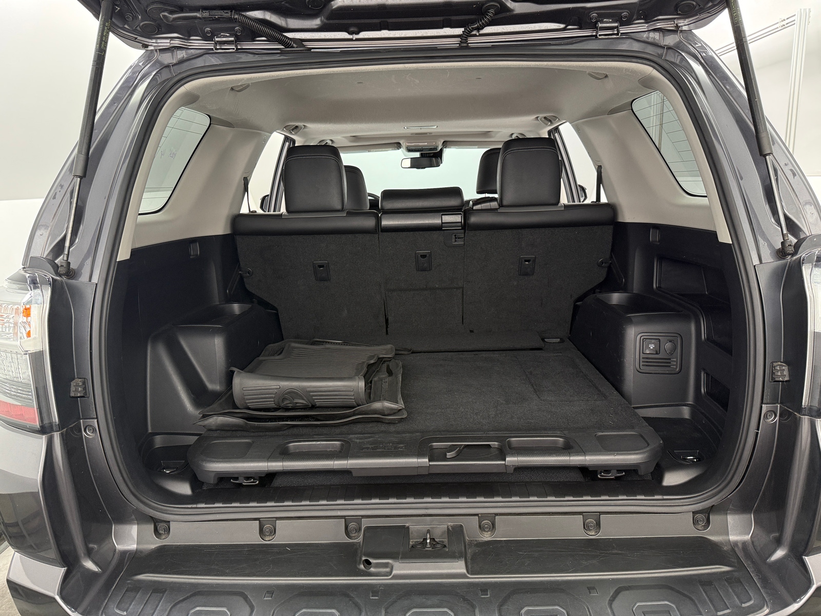 Thumbnail: 2021 Toyota 4Runner - 6