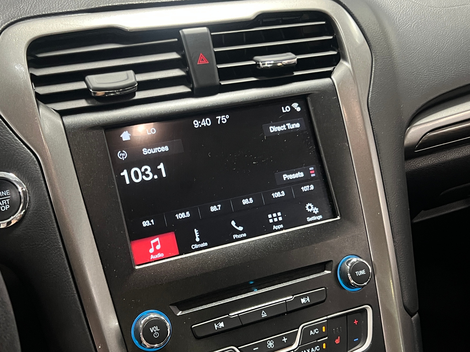 Thumbnail: 2017 Ford Fusion - 4