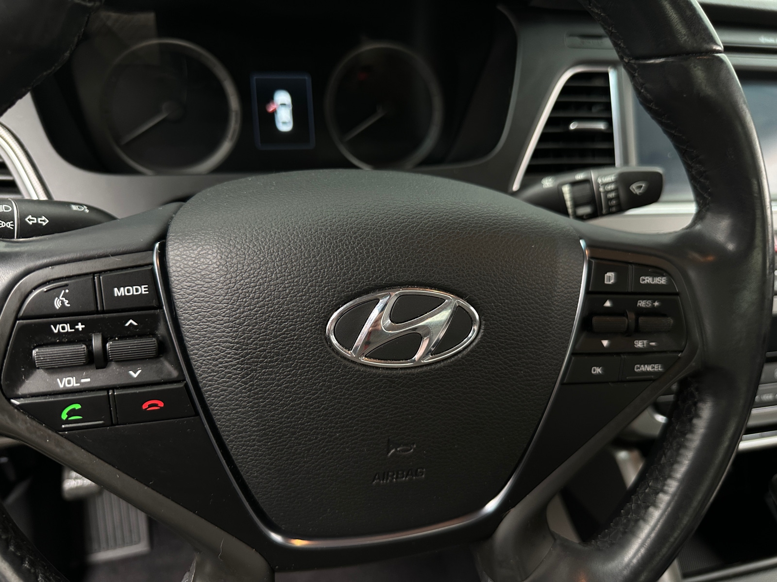 Thumbnail: 2015 Hyundai Sonata - 5