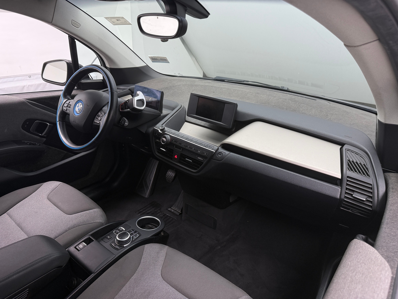 Thumbnail: 2019 BMW i3 - 3