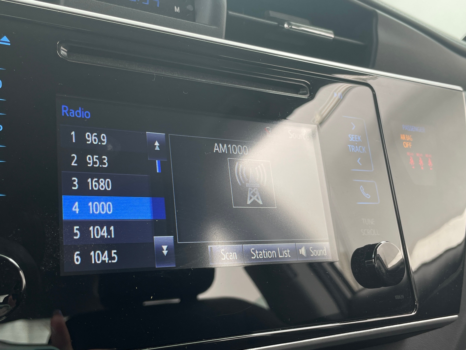 Thumbnail: 2018 Toyota Corolla - 4