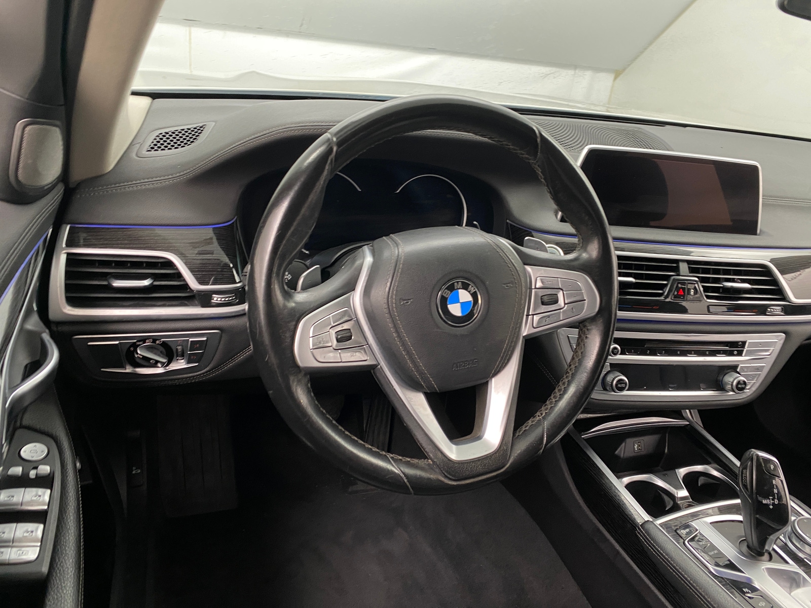 Thumbnail: 2019 BMW 7 Series - 4