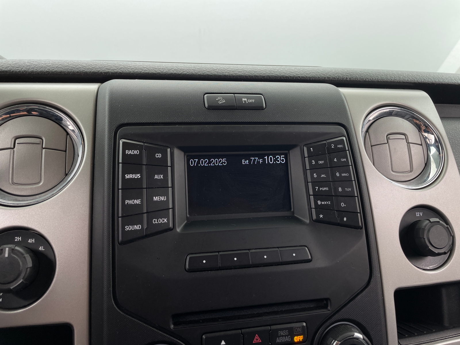 Thumbnail: 2014 Ford Econoline - 4