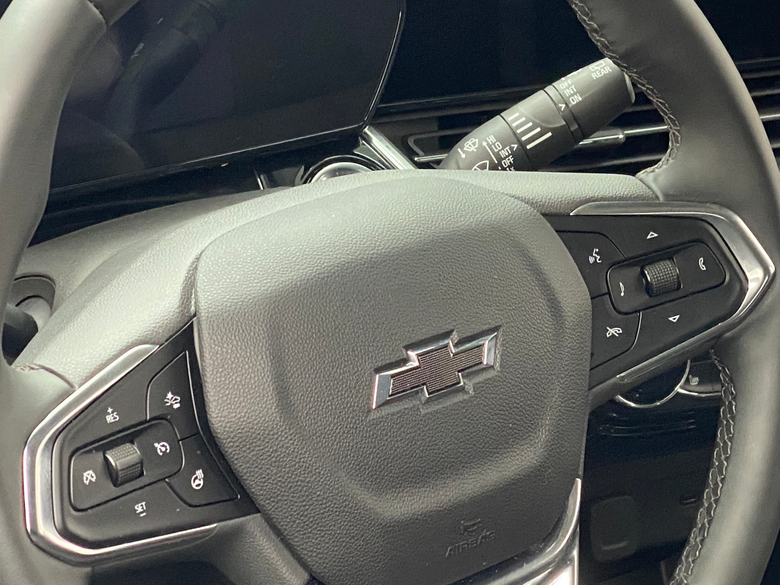 Thumbnail: 2025 Chevrolet Trax - 4
