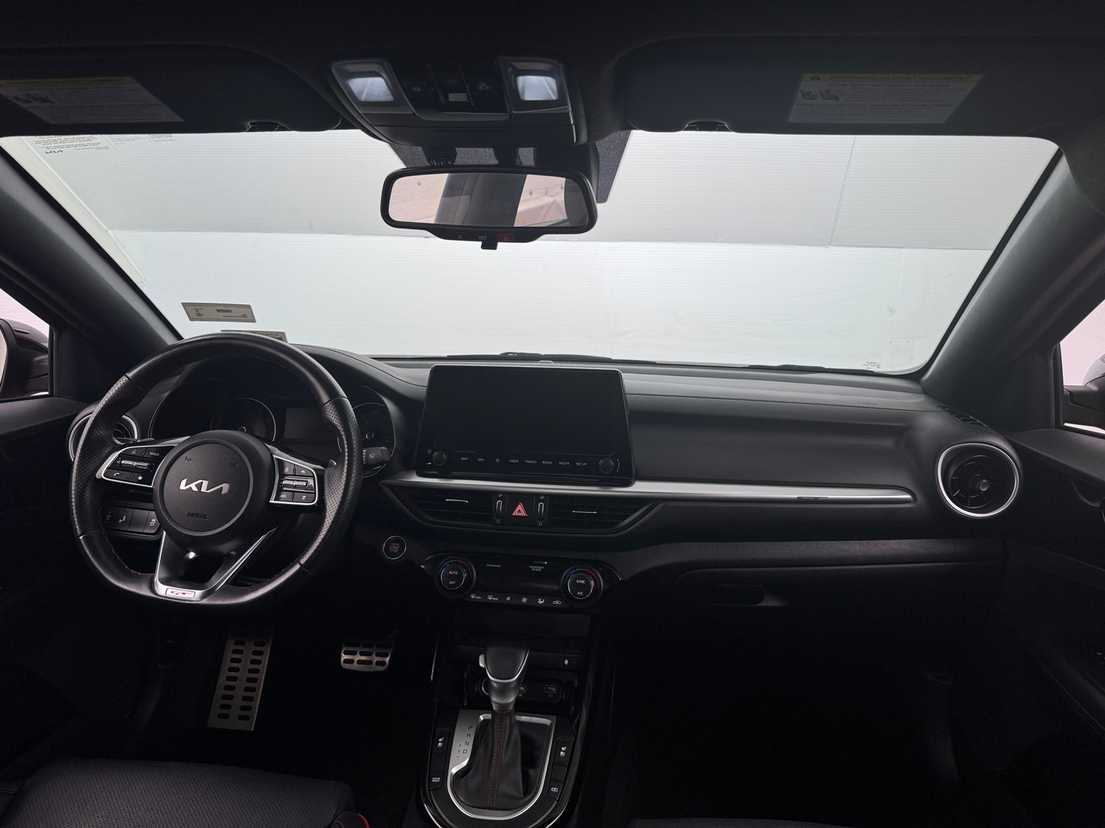 Thumbnail: 2023 Kia Forte - 2
