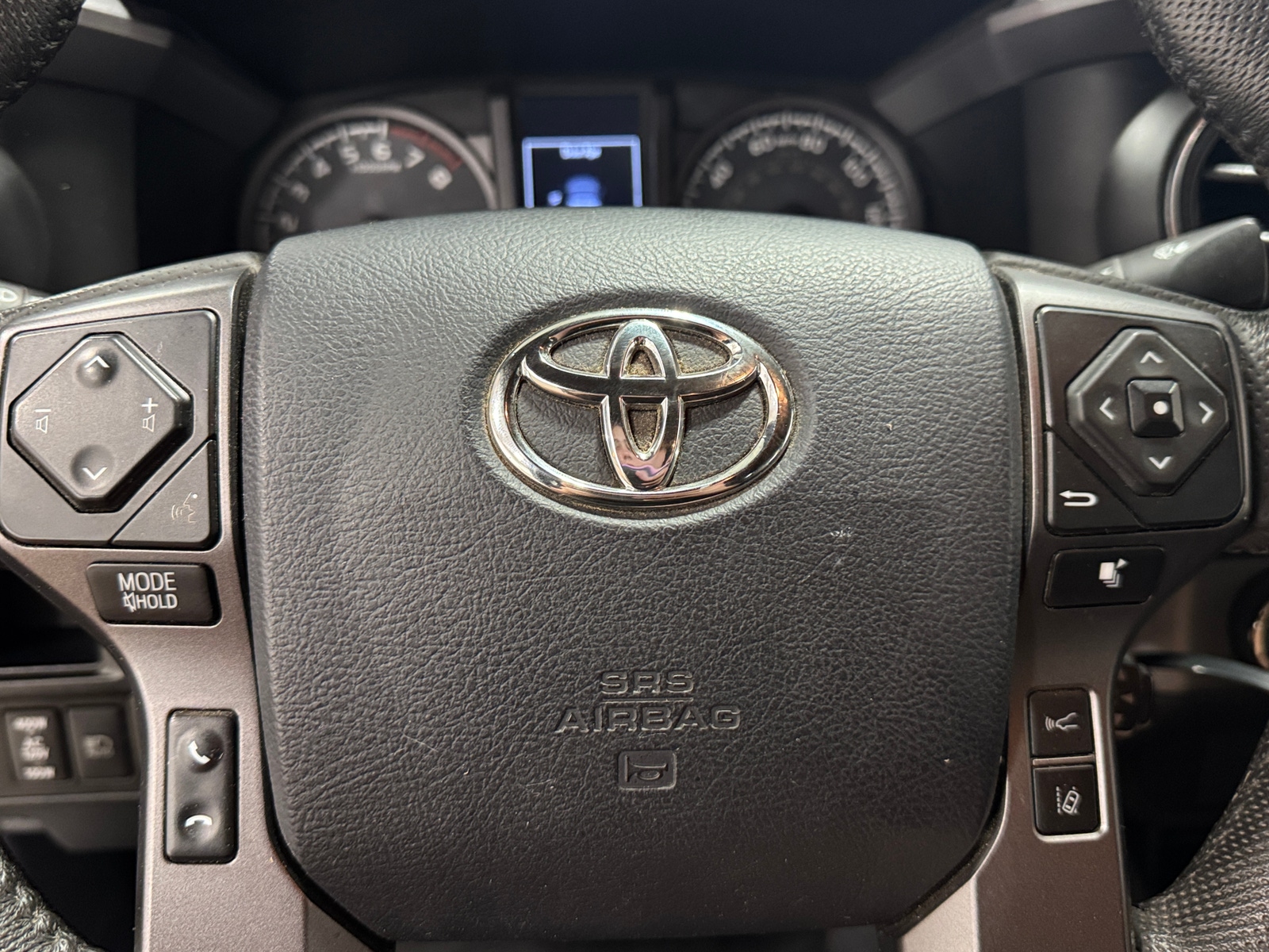 Thumbnail: 2019 Toyota Tacoma - 5