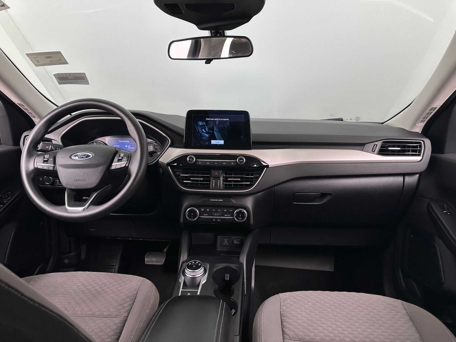 Thumbnail: 2022 Ford Escape - 3