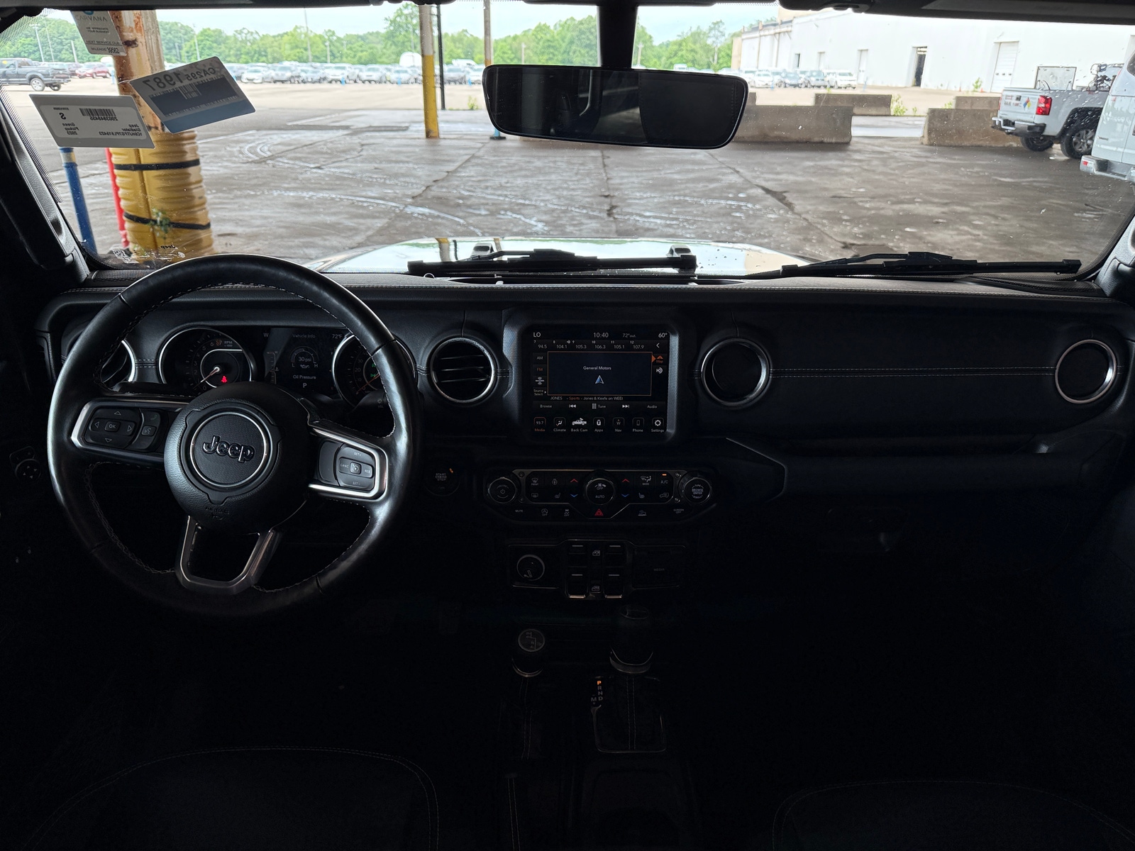 Thumbnail: 2023 Jeep Gladiator - 2