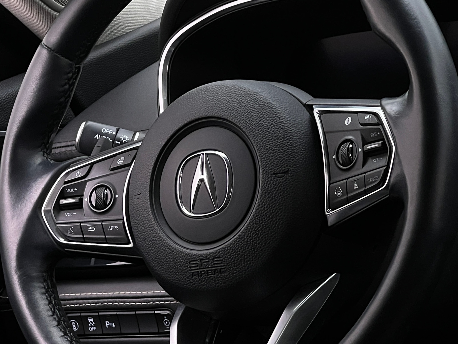 Thumbnail: 2022 Acura MDX - 4