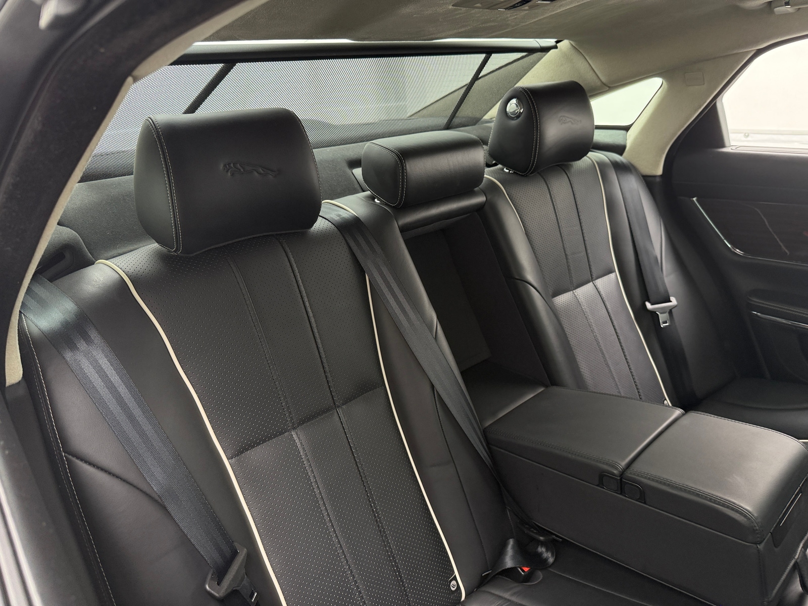 Thumbnail: 2015 Jaguar XJ - 5