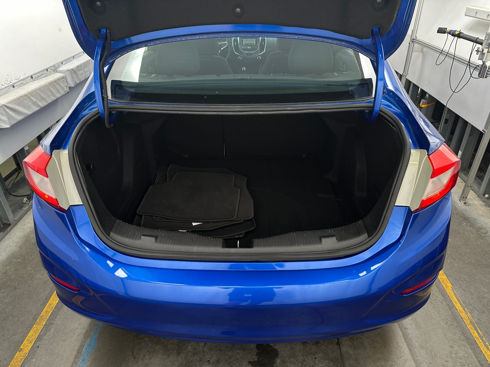 Thumbnail: 2016 Chevrolet Cruze - 7