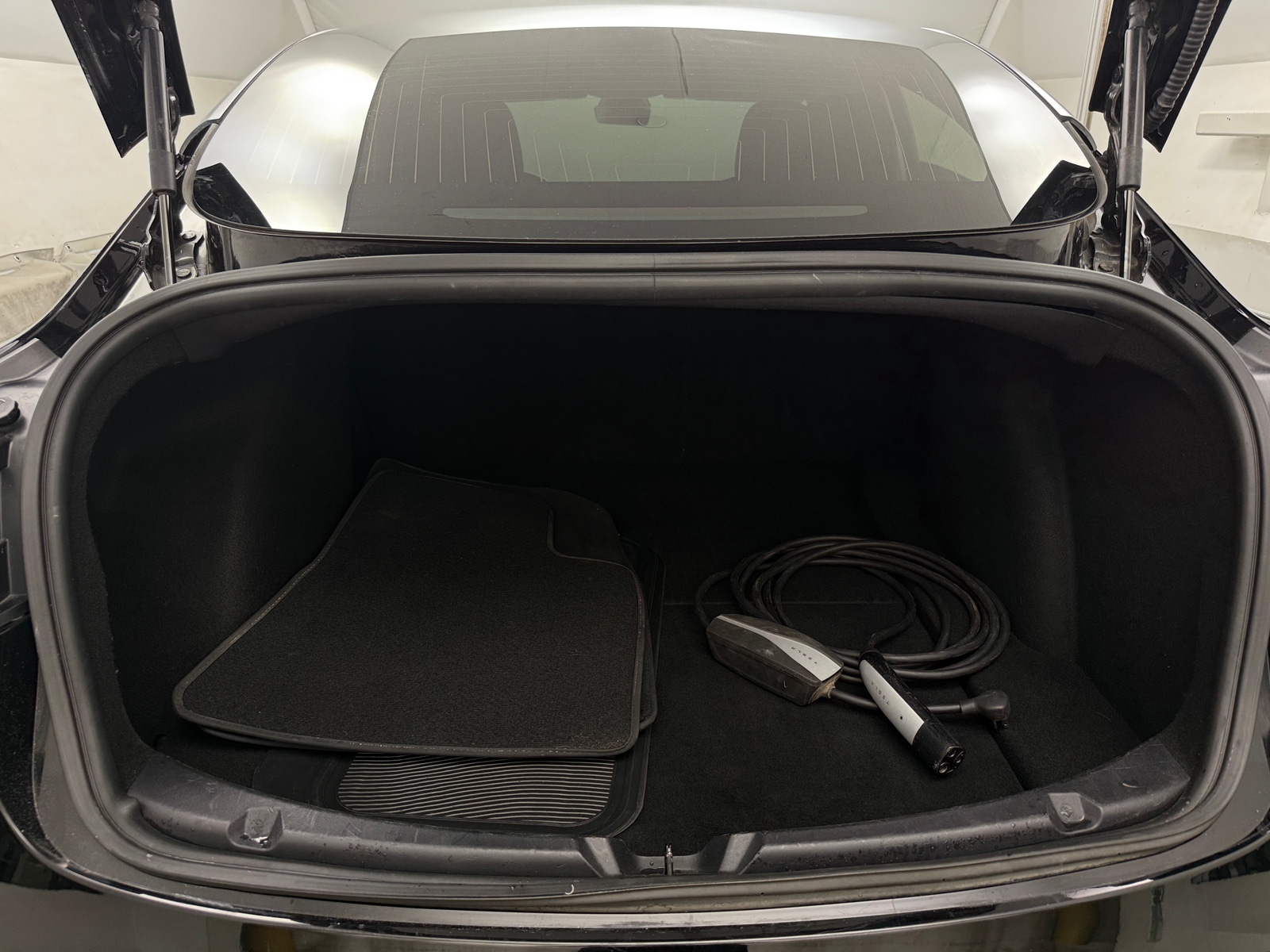 Thumbnail: 2019 Tesla Model 3 - 6