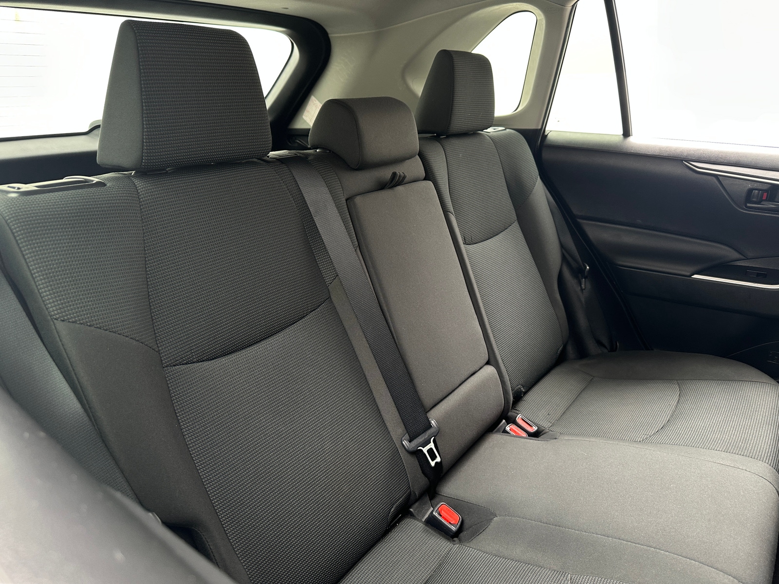Thumbnail: 2021 Toyota RAV4 - 6