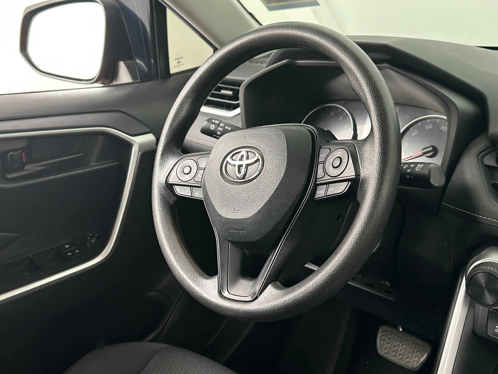 Thumbnail: 2021 Toyota RAV4 - 5