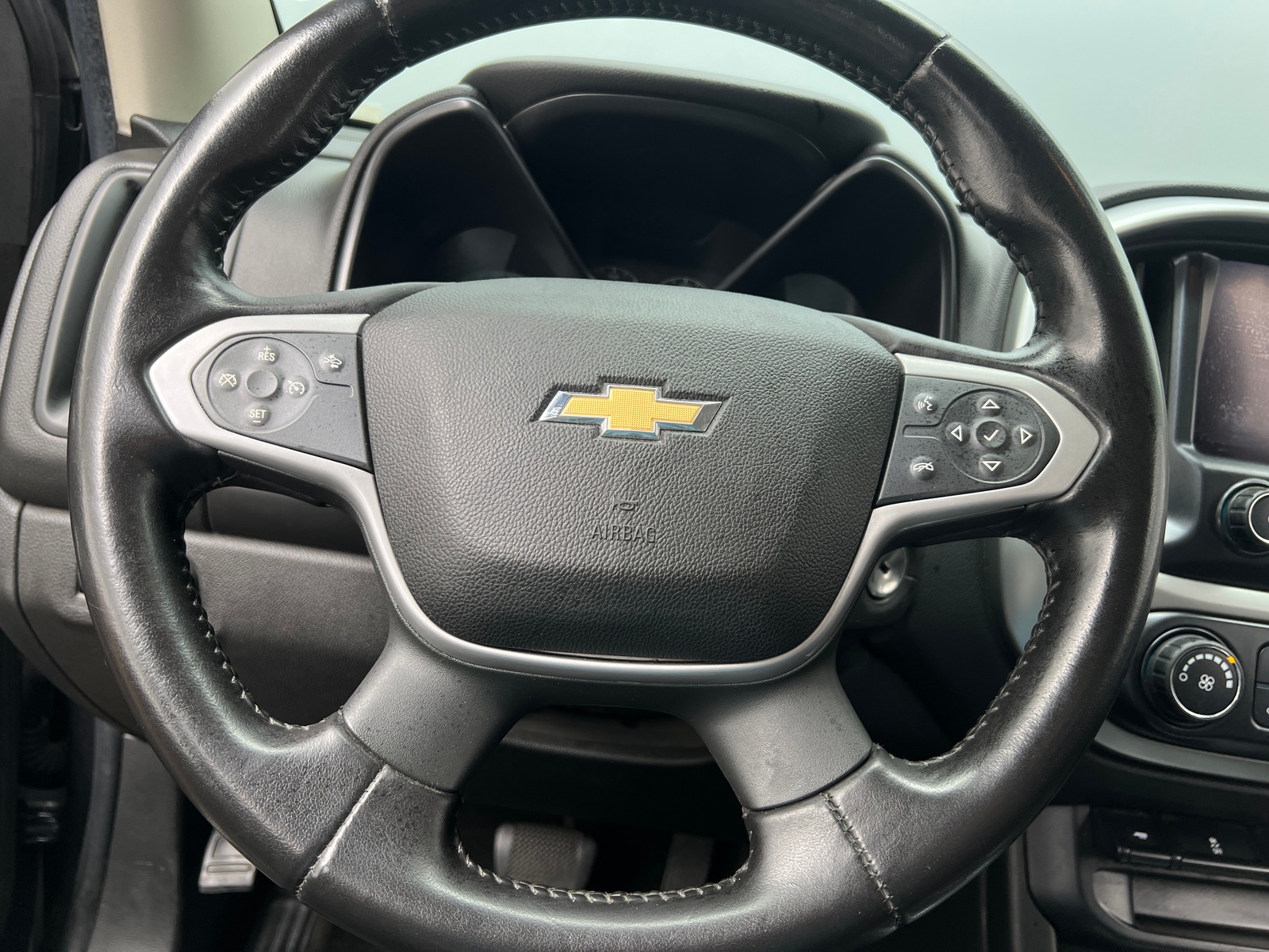 Thumbnail: 2016 Chevrolet Colorado - 5