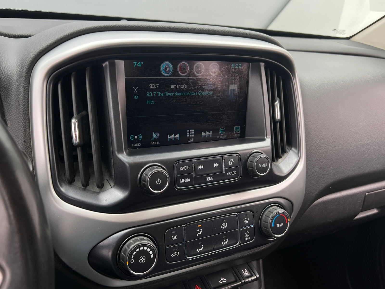 Thumbnail: 2016 Chevrolet Colorado - 4
