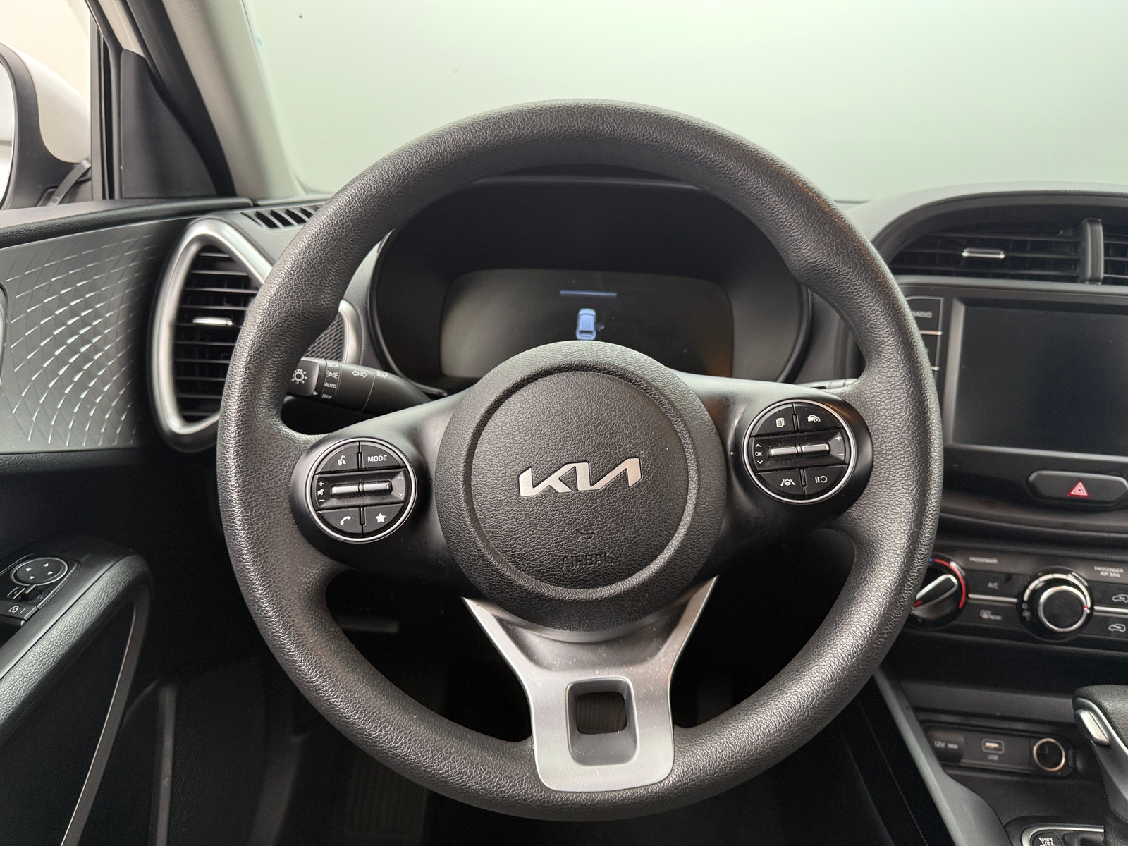 Thumbnail: 2023 Kia Soul - 5