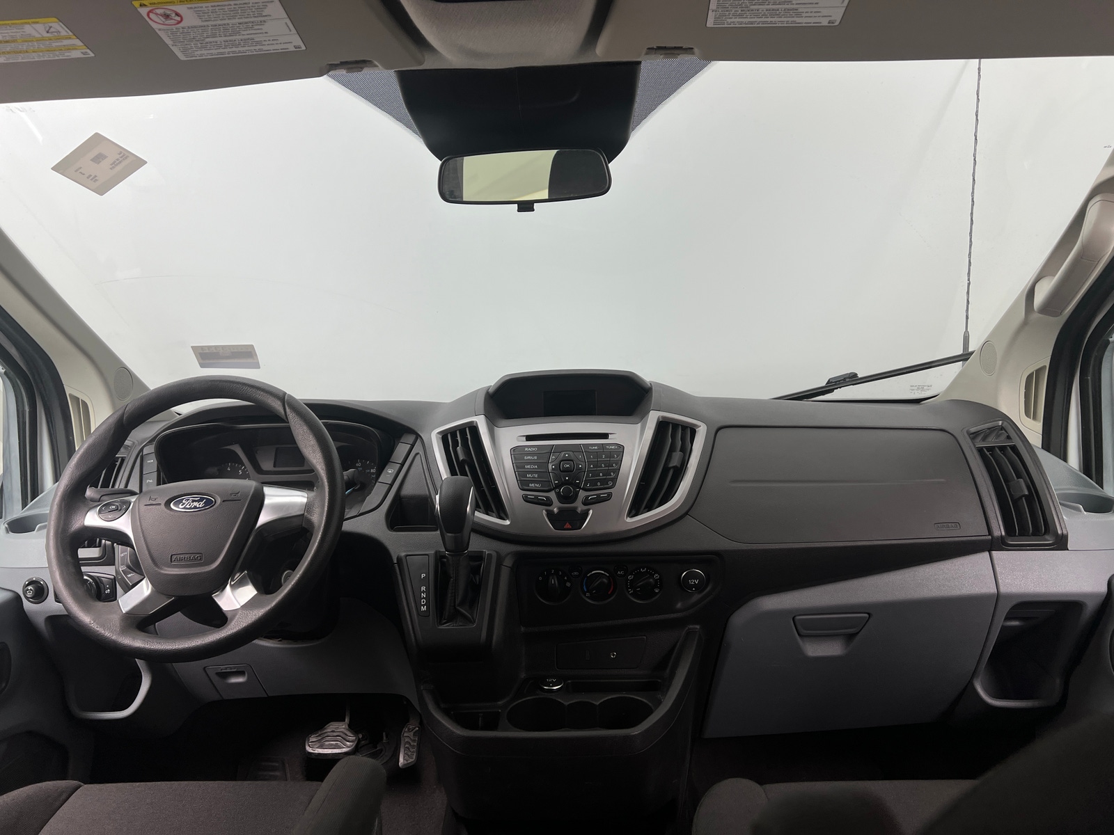 Thumbnail: 2015 Ford Transit Series - 3