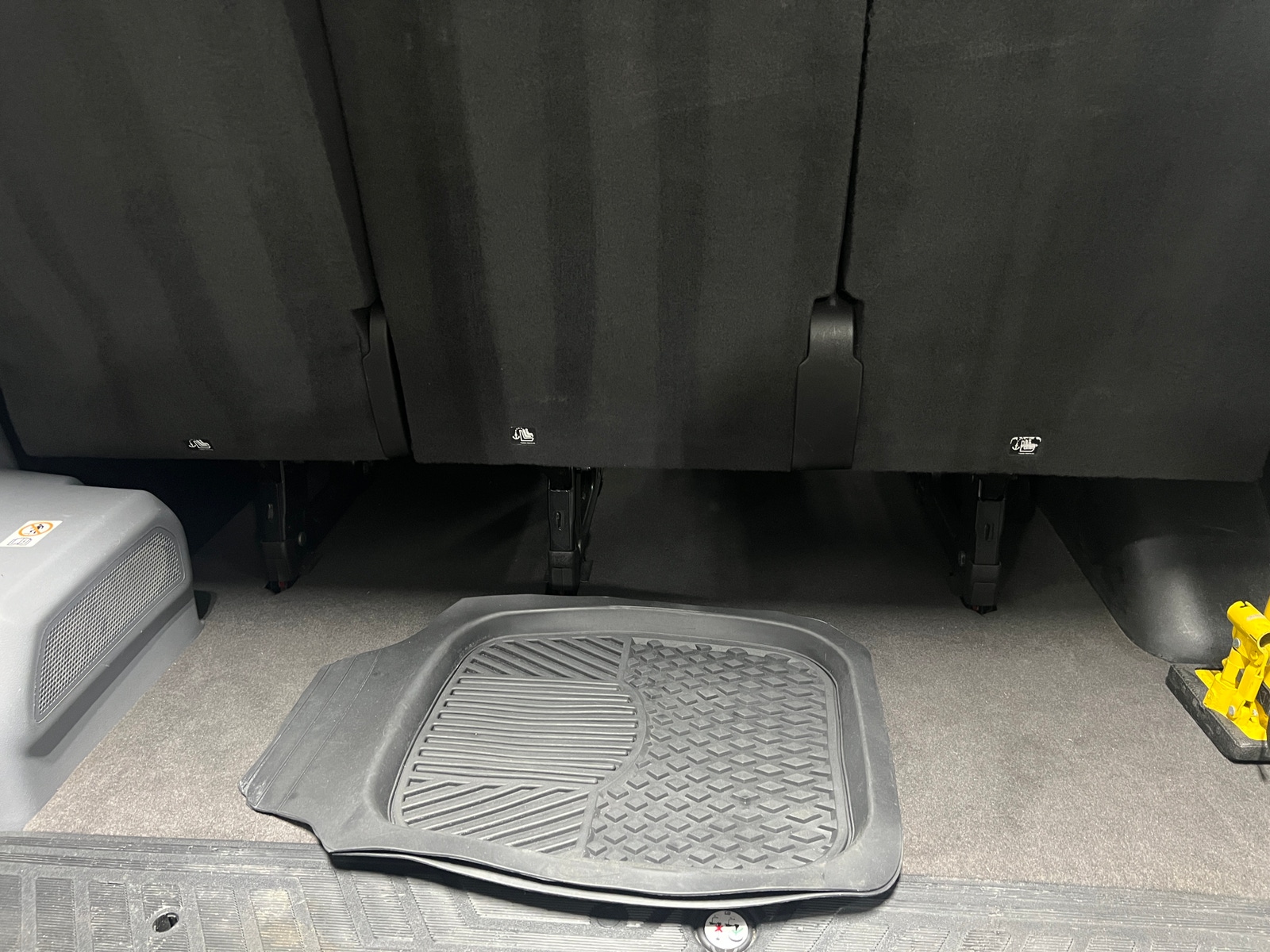 Thumbnail: 2015 Ford Transit Series - 7