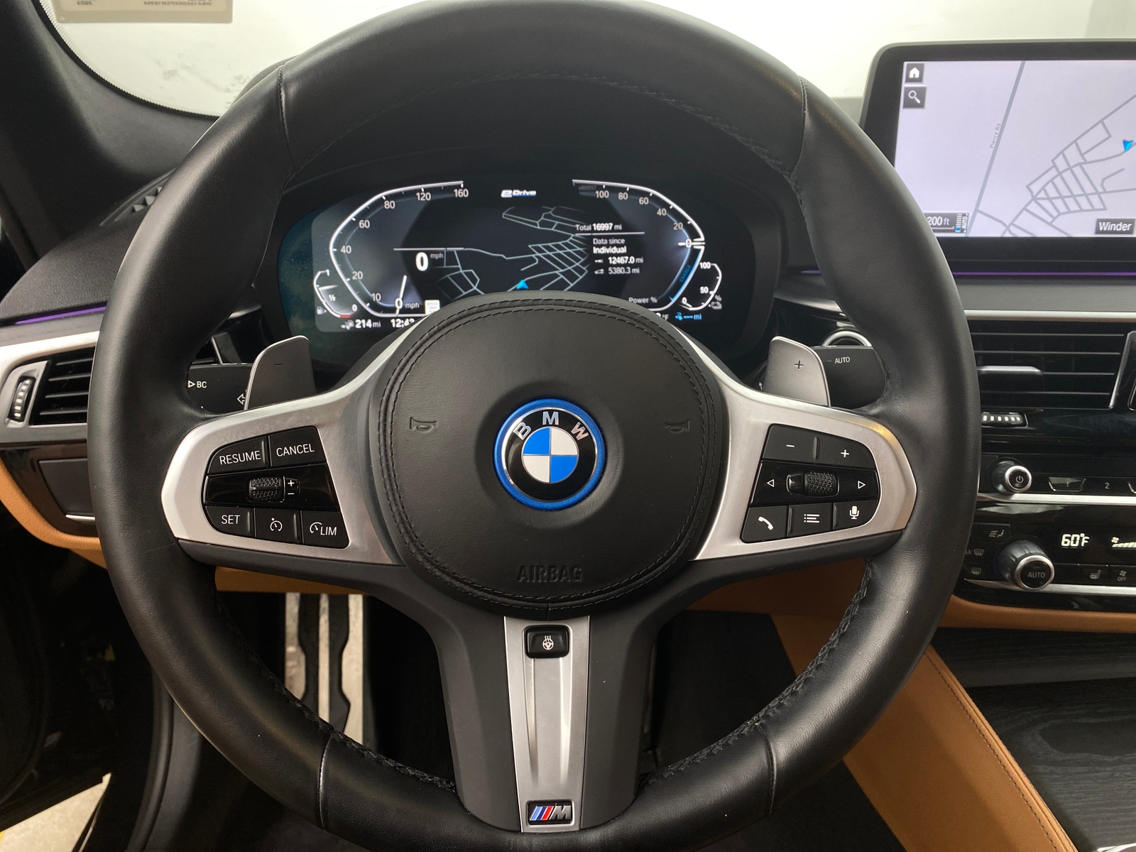 Thumbnail: 2023 BMW 5 Series - 4