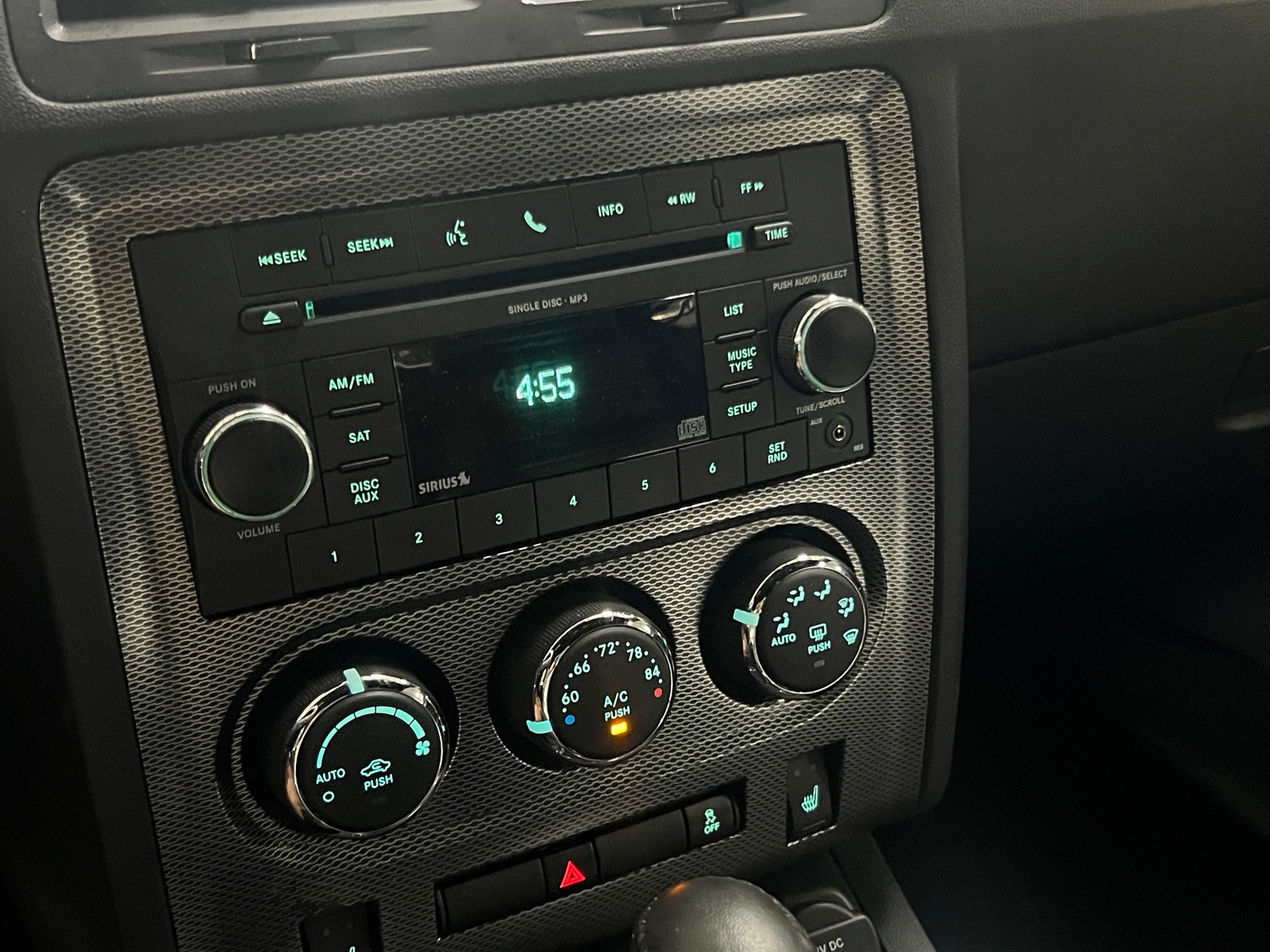 Thumbnail: 2011 Dodge Challenger - 3