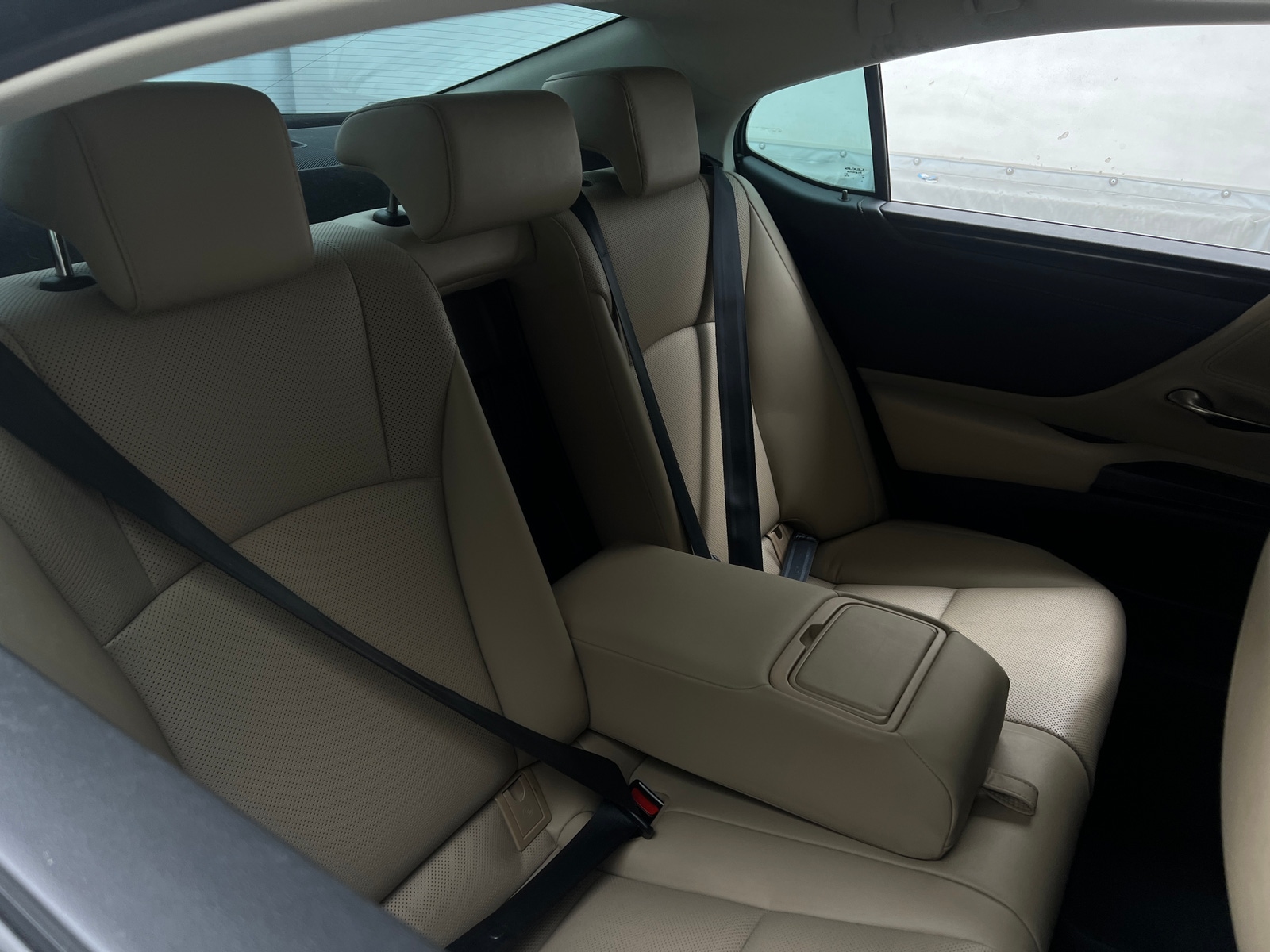 Thumbnail: 2020 Lexus ES - 5