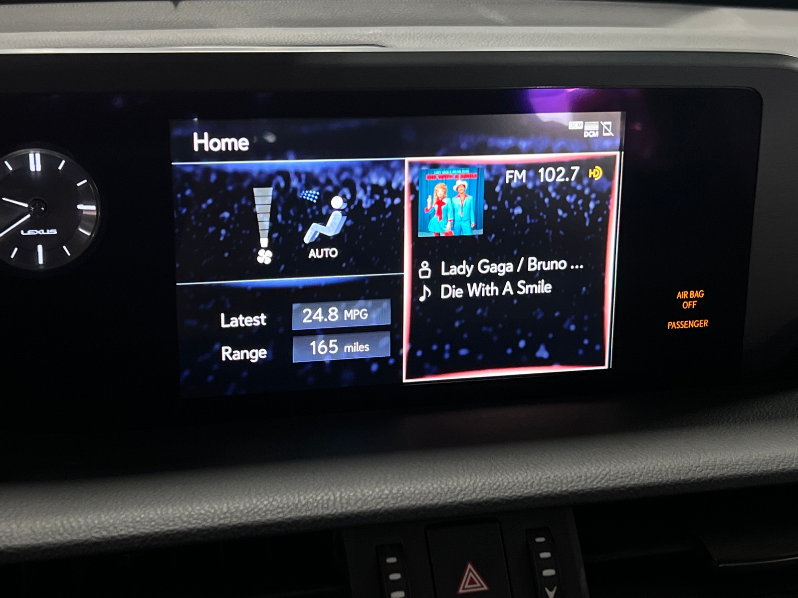 Thumbnail: 2020 Lexus ES - 3