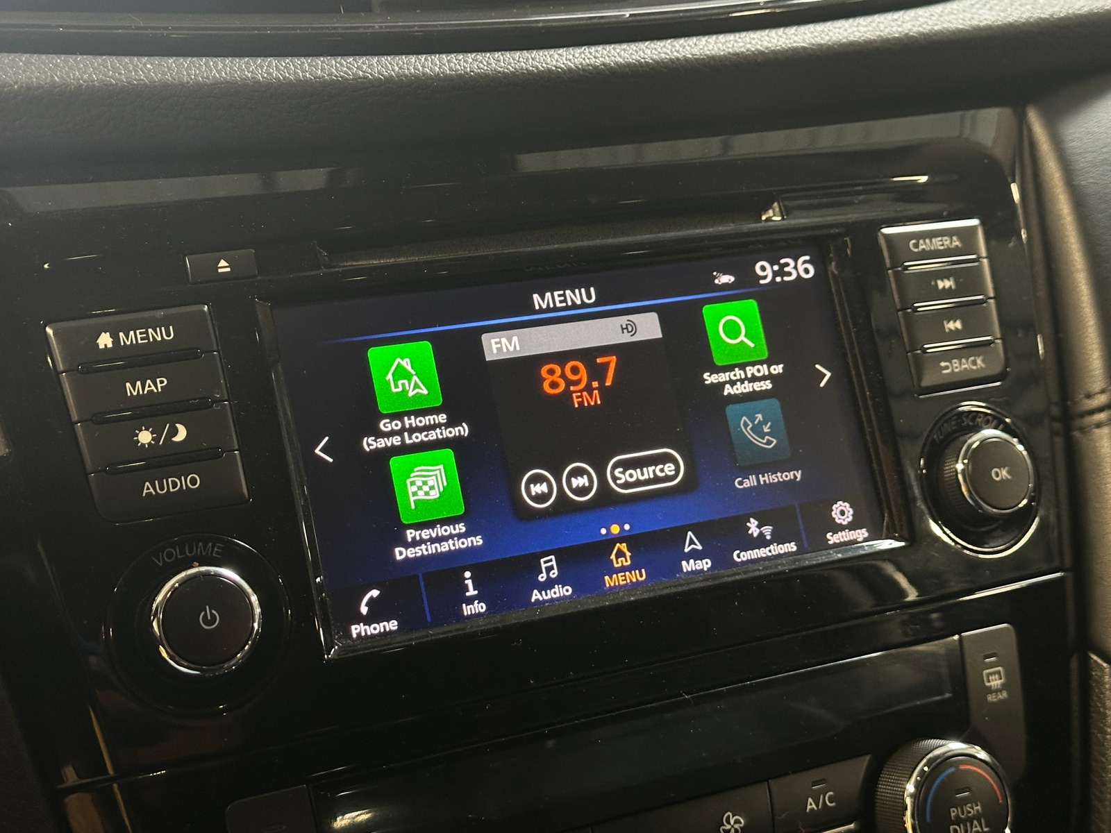 Thumbnail: 2018 Nissan Rogue - 3