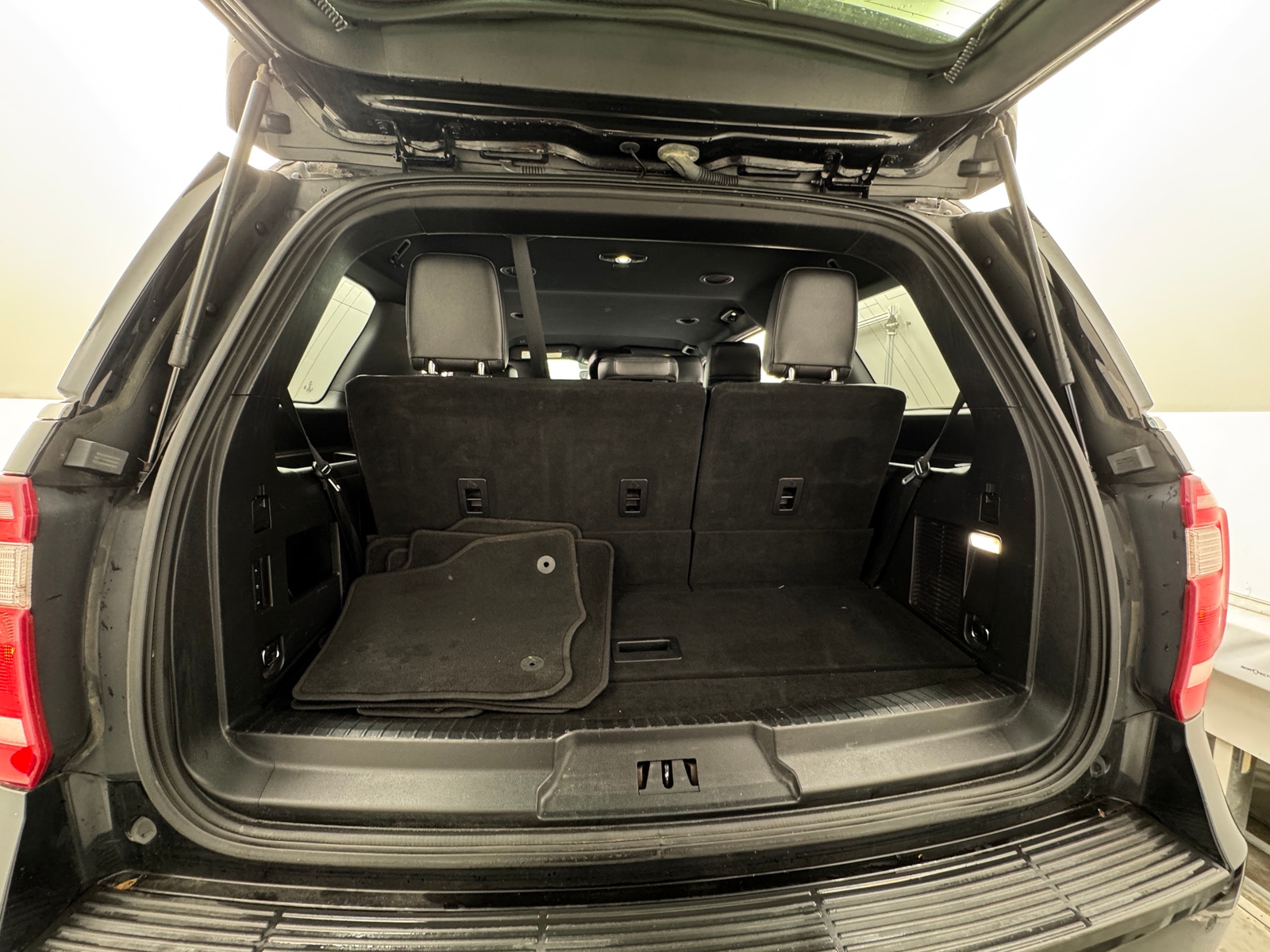 Thumbnail: 2019 Ford Expedition - 6