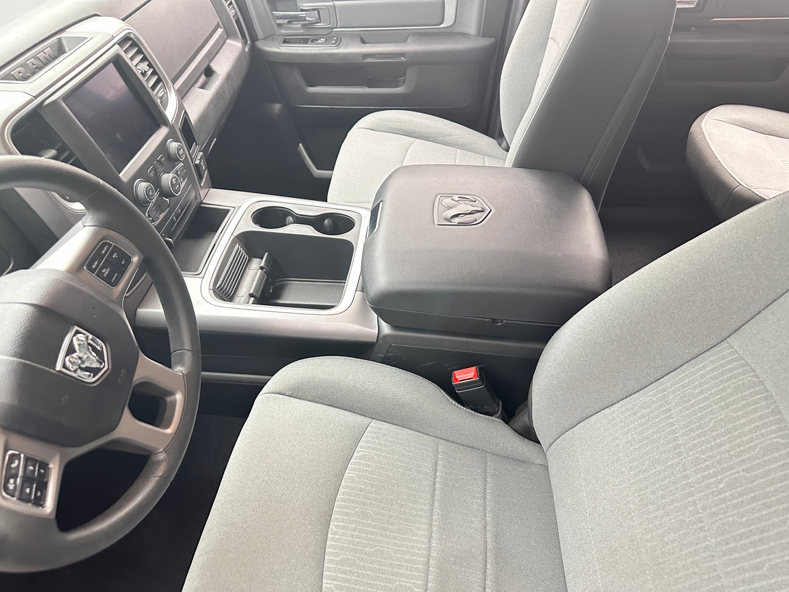 Thumbnail: 2023 RAM 1500 Classic - 2