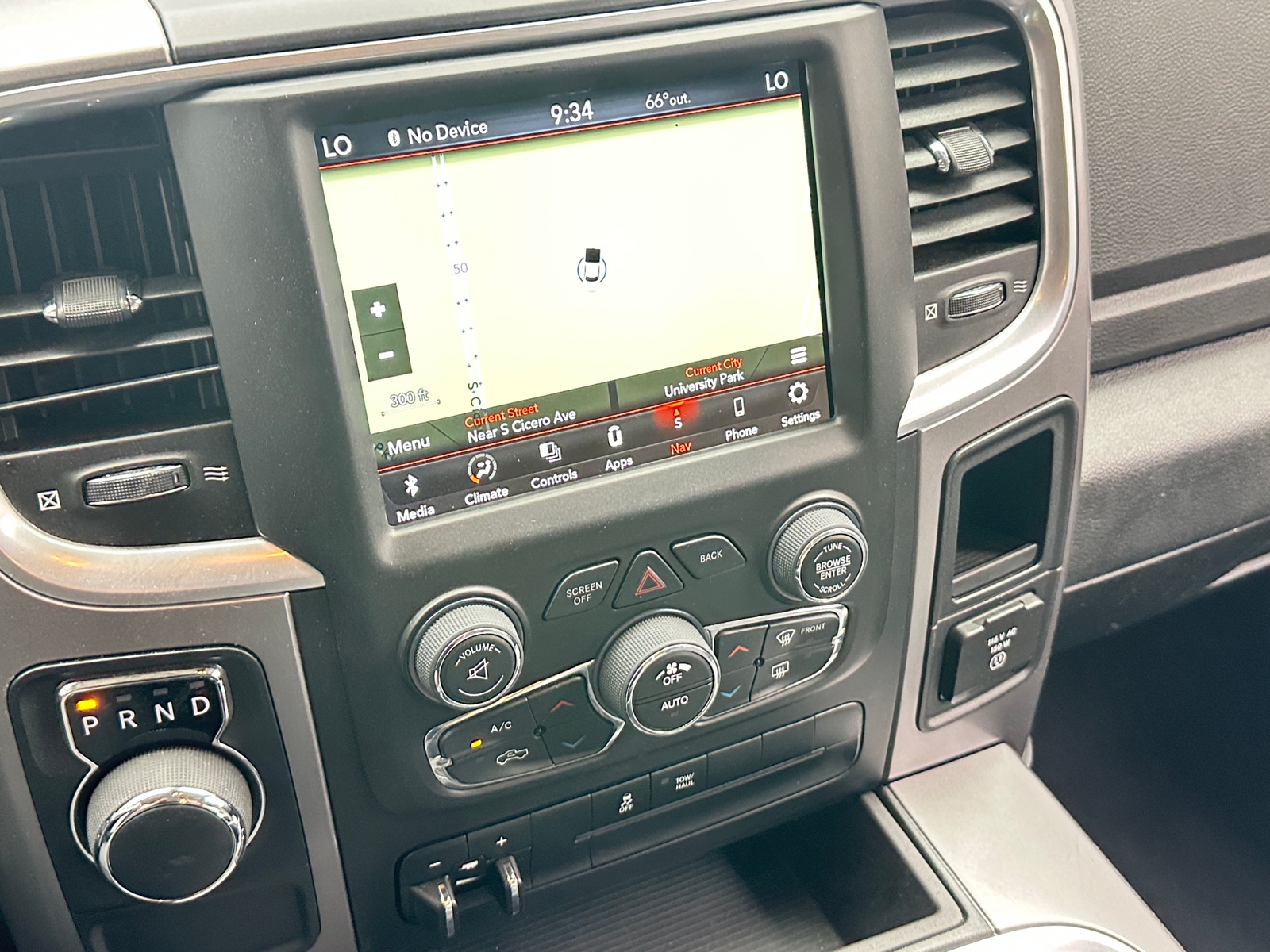 Thumbnail: 2023 RAM 1500 Classic - 4